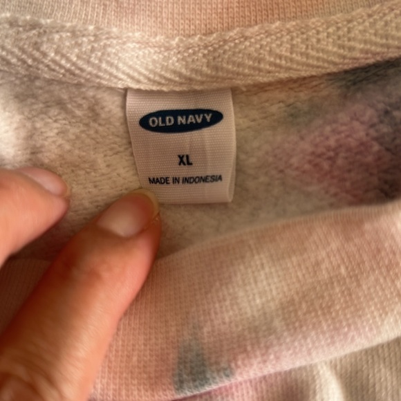 Sweatshirt - Picture 2 of 4